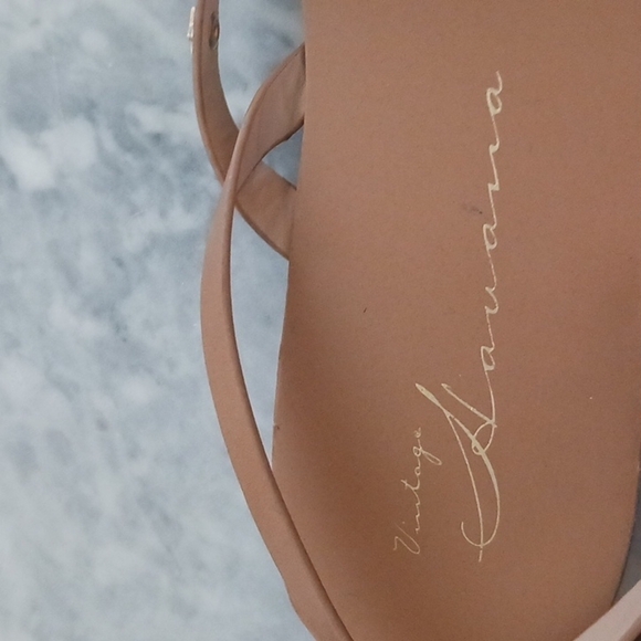 Vintage Havana Flat Strappy Star Stud Sandals,  Size 10 - Picture 8 of 10